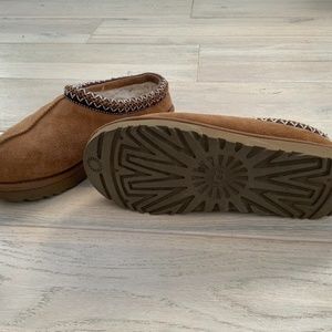 Ugg Tasman Slipper Chestnut Size 8